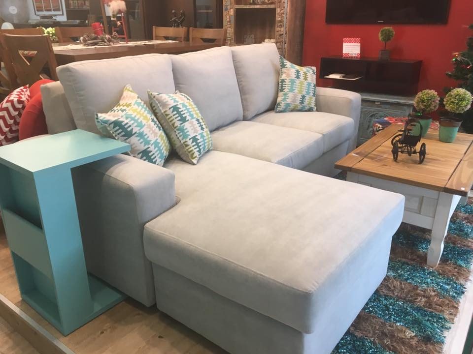 Chaise Longue modelo Recto Medidas 2.20 x 1.60 TAPIZADO EN TELAS COMUNES