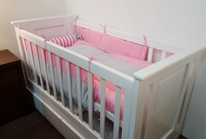 Cuna con dos cajones