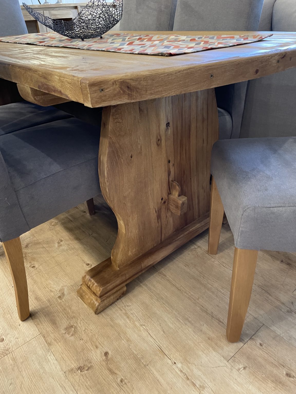 Mesa Rustica 6 sillas de vestir