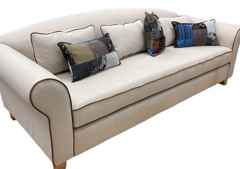 Sofa tres cuerpos modelo Capri Tapizado en tela lavable