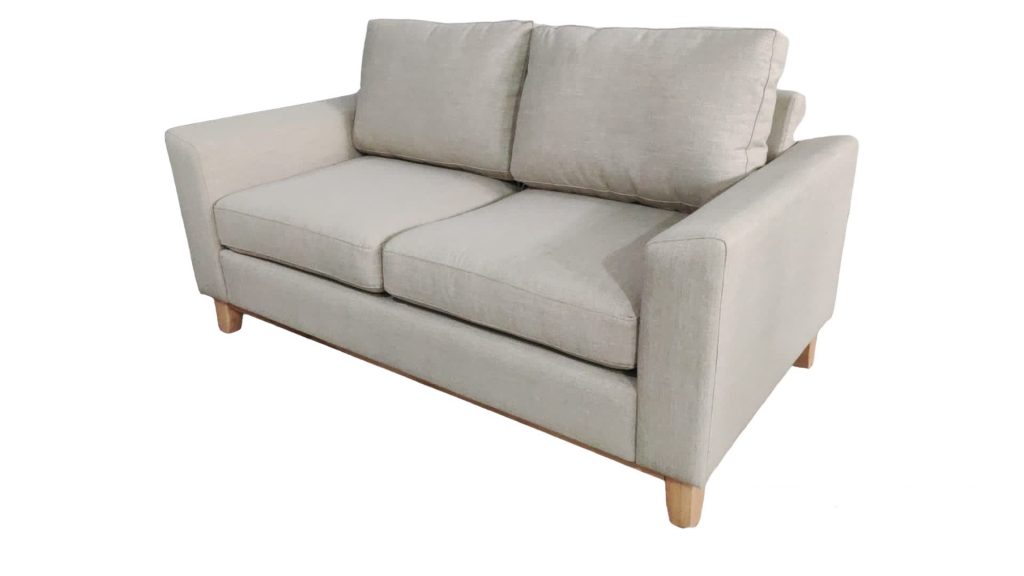 Sofa modelo Italiano dos Cuerpos tapizado en tela lavable